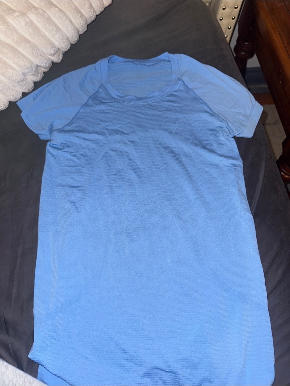 lululemon athletica Light Blue Short-Sleeve Performance Tee Hip Lenth